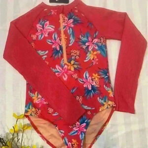 ART CLASS NEW  SIZE L(10/12)